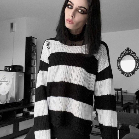 🆕️🆑️ Killstar Casey Knit Sweater | Black / White Stripes Unisex Distressed - Picture 3 of 7